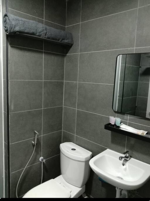 Amani Staycation Bandar Seri Alam#Studio Room Масаи Экстерьер фото